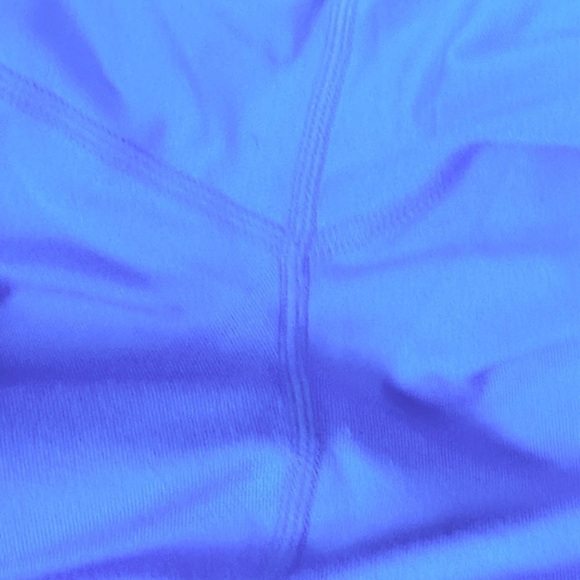 LILLY PULITZER LUXLETIC CROPPED WEEKENDER LEGGINGS IN BECKON BLUE - EUC - Picture 10 of 11